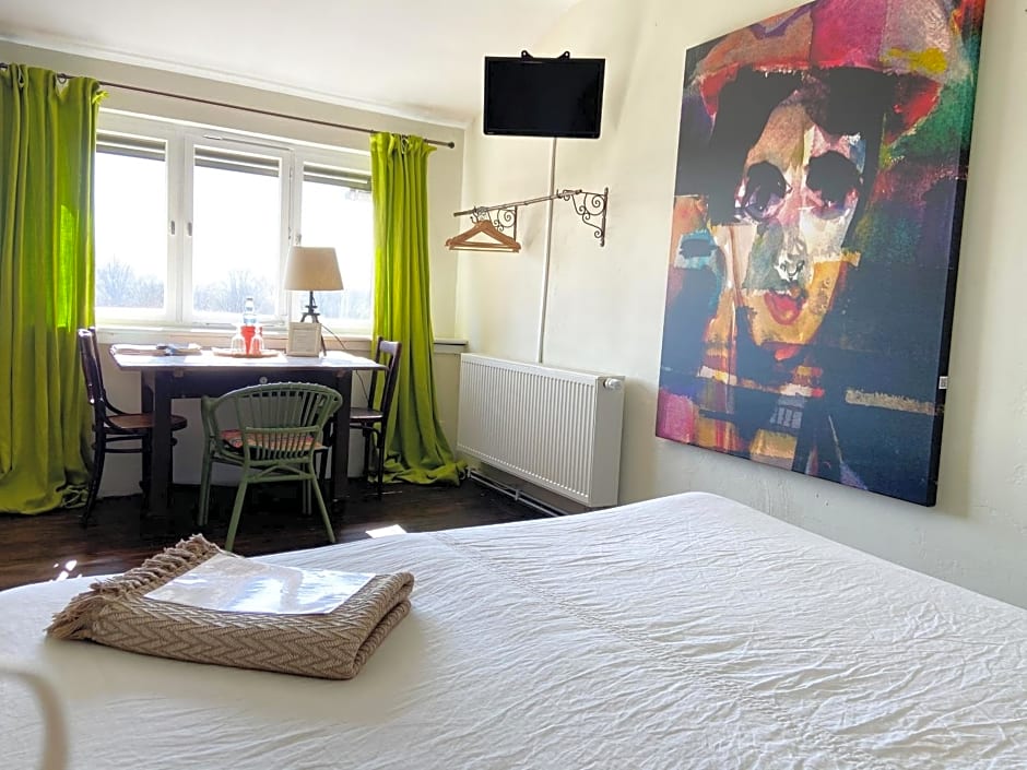 Liegen;schaft Guesthouse