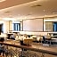 Mayfair Convention Hotel