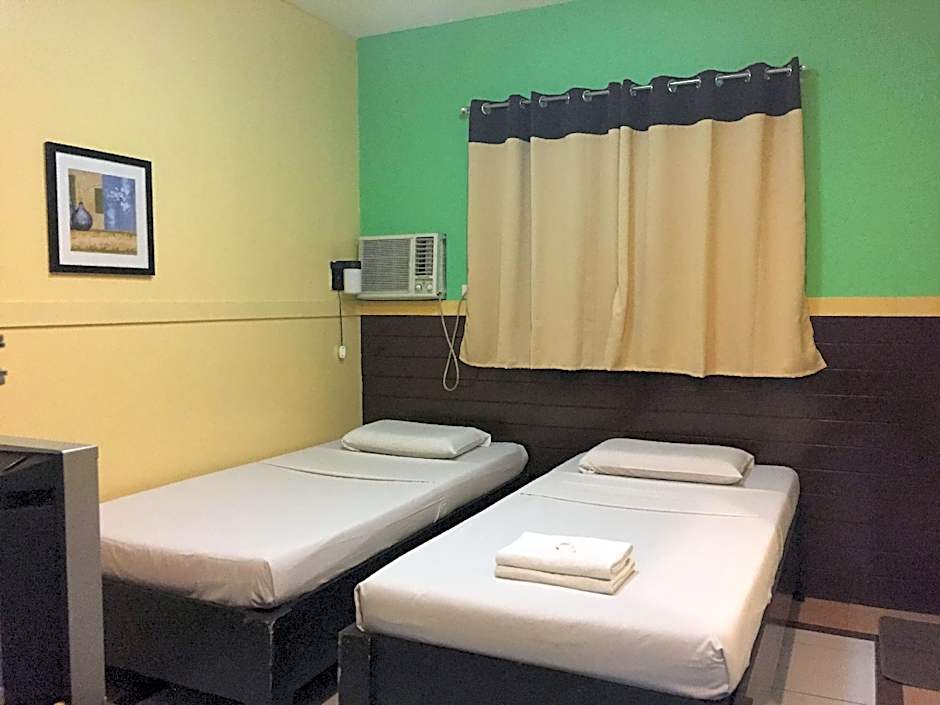 Sampaguita Suites JRG