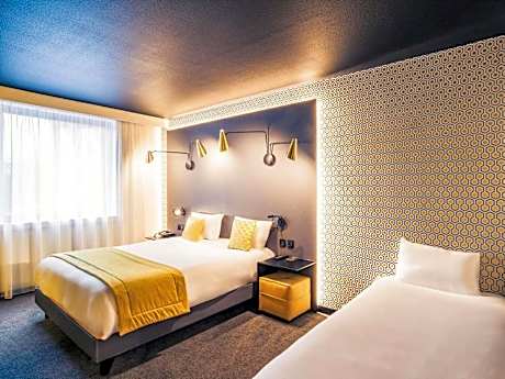 Family Superior Room with One Double Bed and One Single Bed