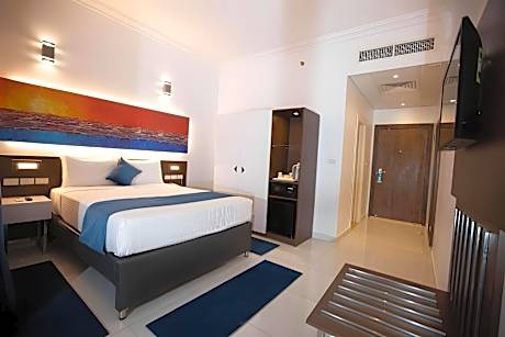 Superior Room - City View