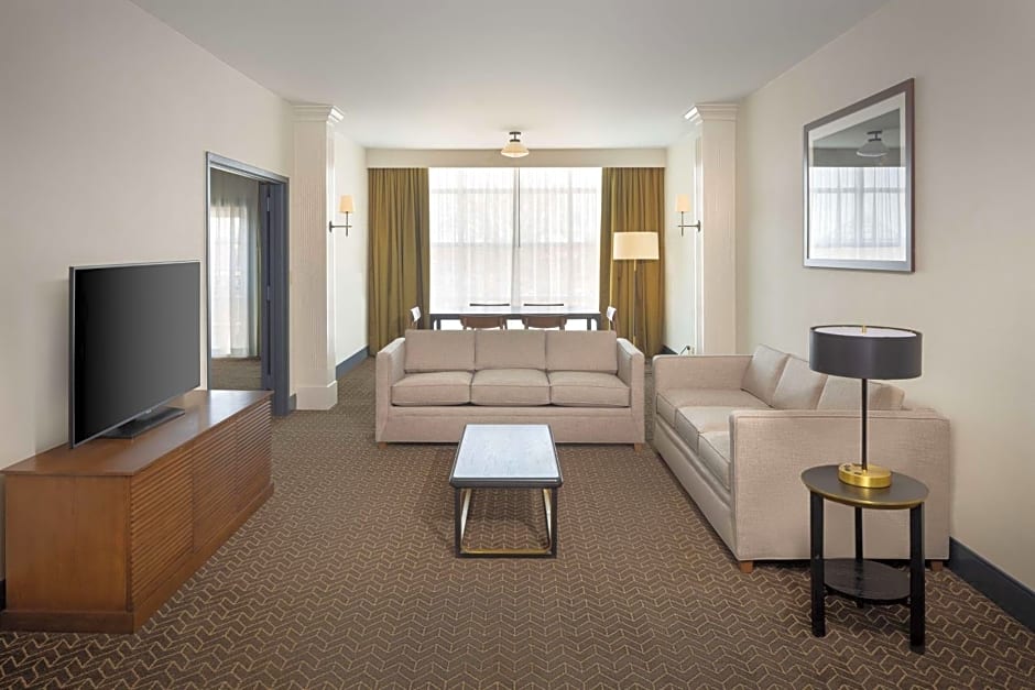 DoubleTree By Hilton Guest Suites Lexington