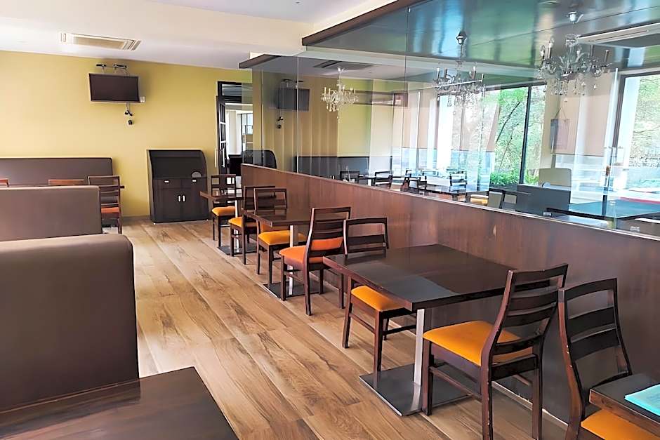 Krishna Inn By Royal Hotels