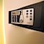 8room hotel
