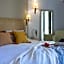 Giannoulis – Santa Marina Beach Hotel