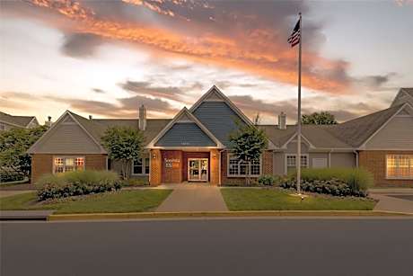 Sonesta ES Suites Fairfax Fair Lakes