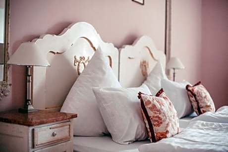 Standard Double/Twin Room