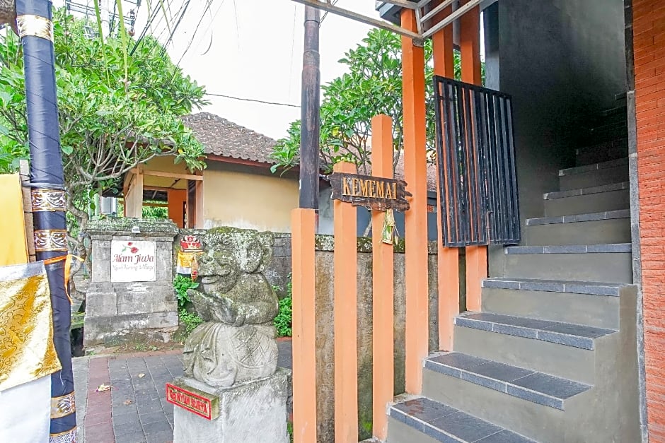 Kememai Hostel