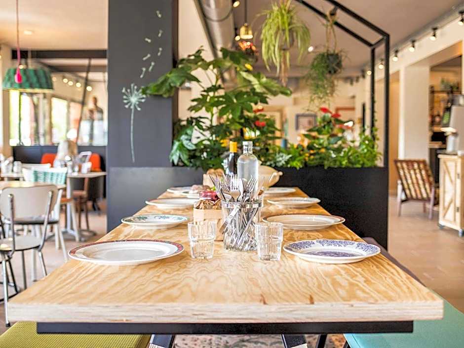 greet Hotel Beaune