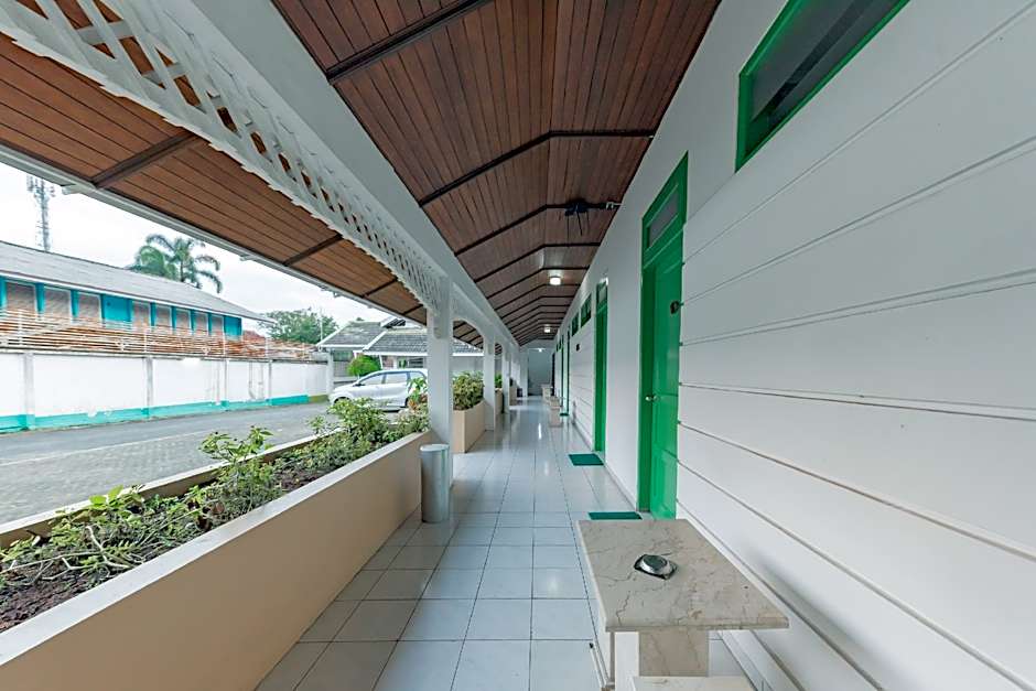 RedDoorz @ Jalan R.E. Martadinata Sukabumi