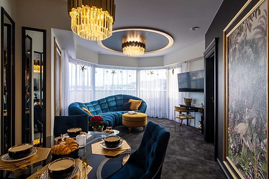 Sky Roof Apartments