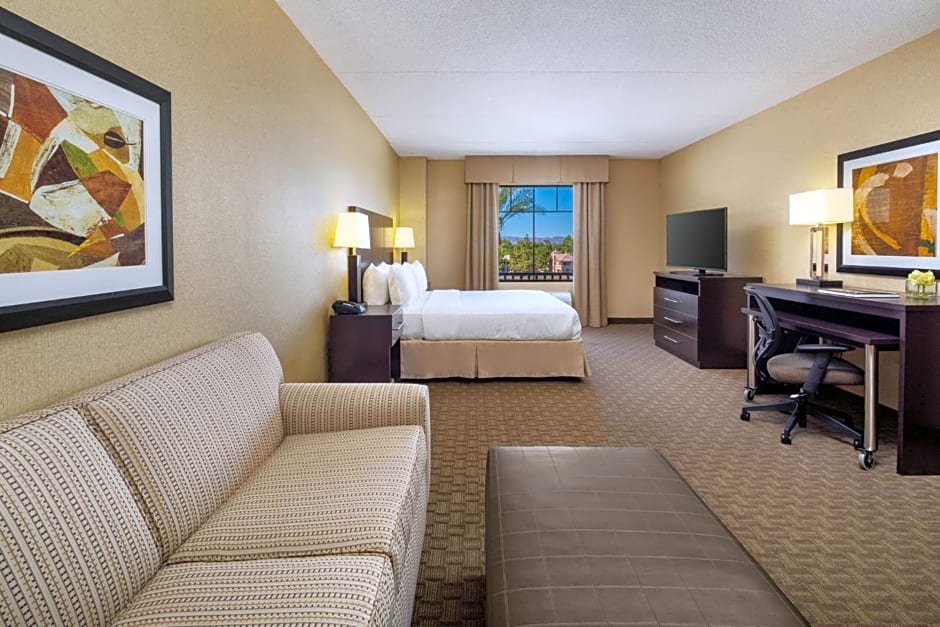 Holiday Inn Phoenix/Chandler By IHG