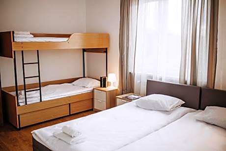 Quadruple Room with Bathroom