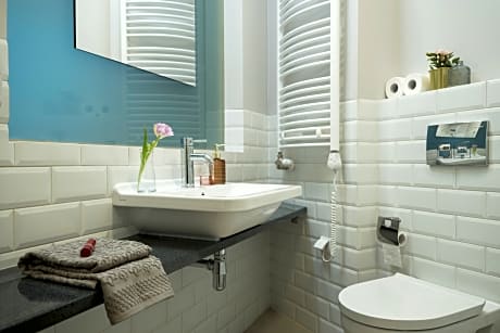 superior studio apartment