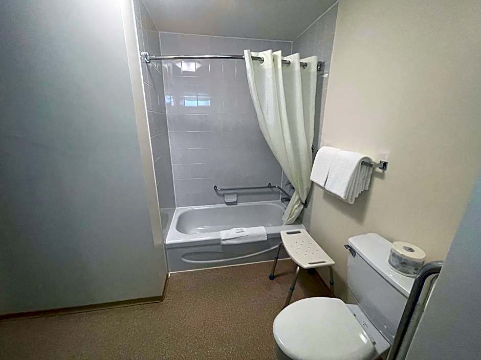 Travelodge by Wyndham Fort St John