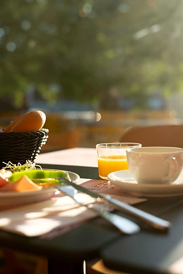 Hotel Daniel Graz - Smart Lifestyle Near City Centre