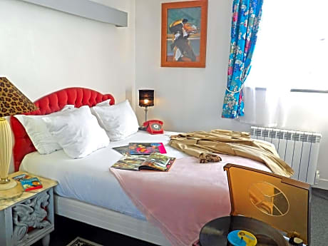 Clouseau's Comfort Double Room