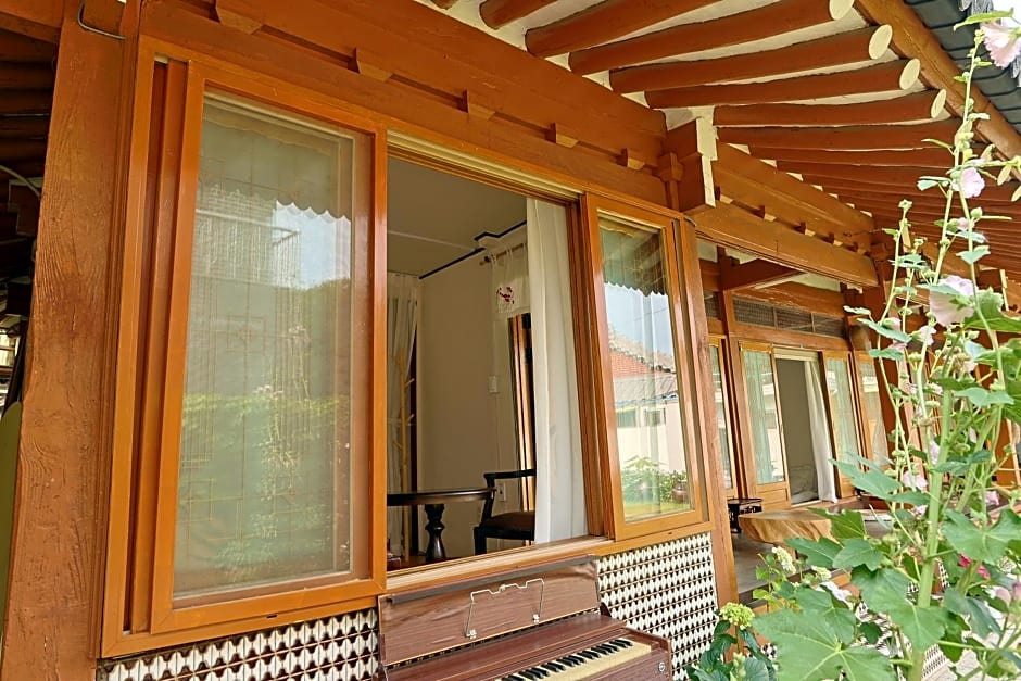 Daoljae Hanok Pension
