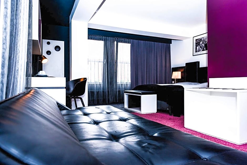 Bliss Design Hotel - Frankfurt City Messe