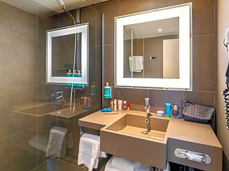 Suite with One Double Bed and Sofa Bed