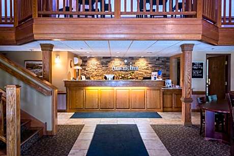 AmericInn by Wyndham Green Bay West