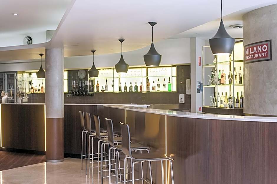 Ramada Hotel & Suites Sydney Cabramatta