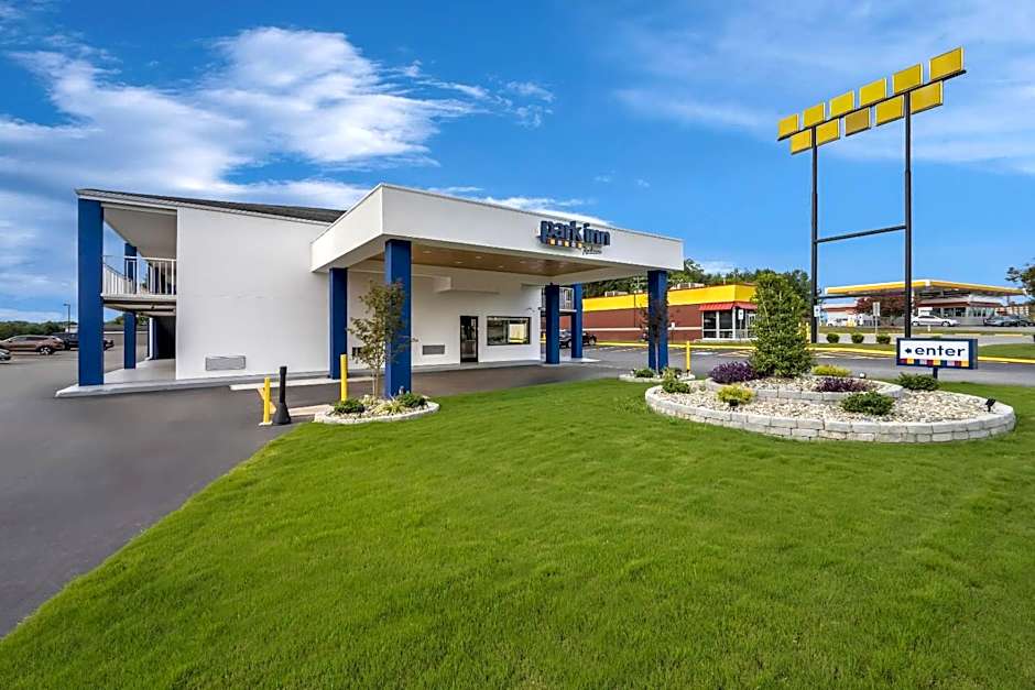 Park Inn by Radisson Weldon - Roanoke Rapids