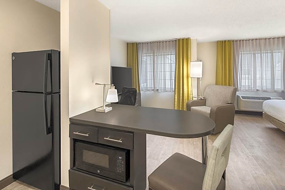 Candlewood Suites Charlotte - Arrowood By IHG