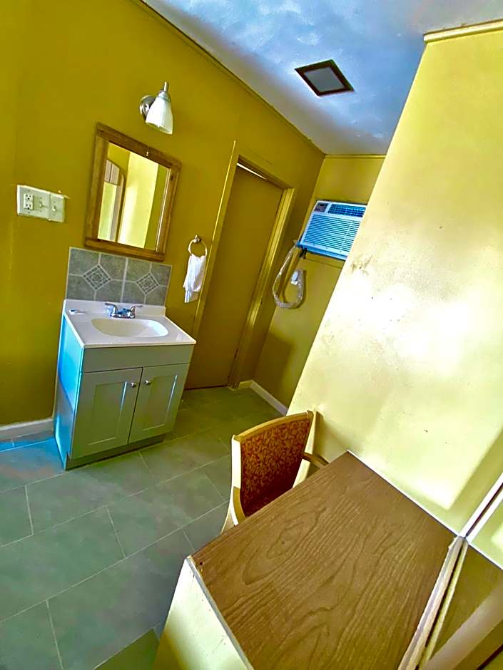 Tropic Motel