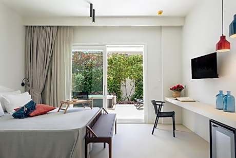 Deluxe Double Room with Balcony