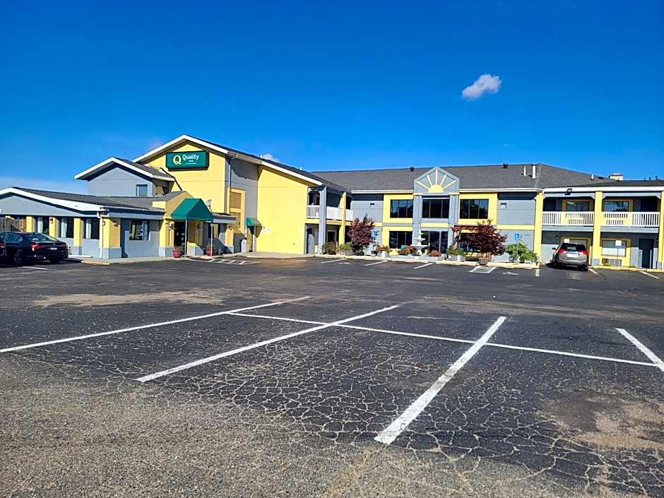 Quality Inn Grand Rapids Near Downtown