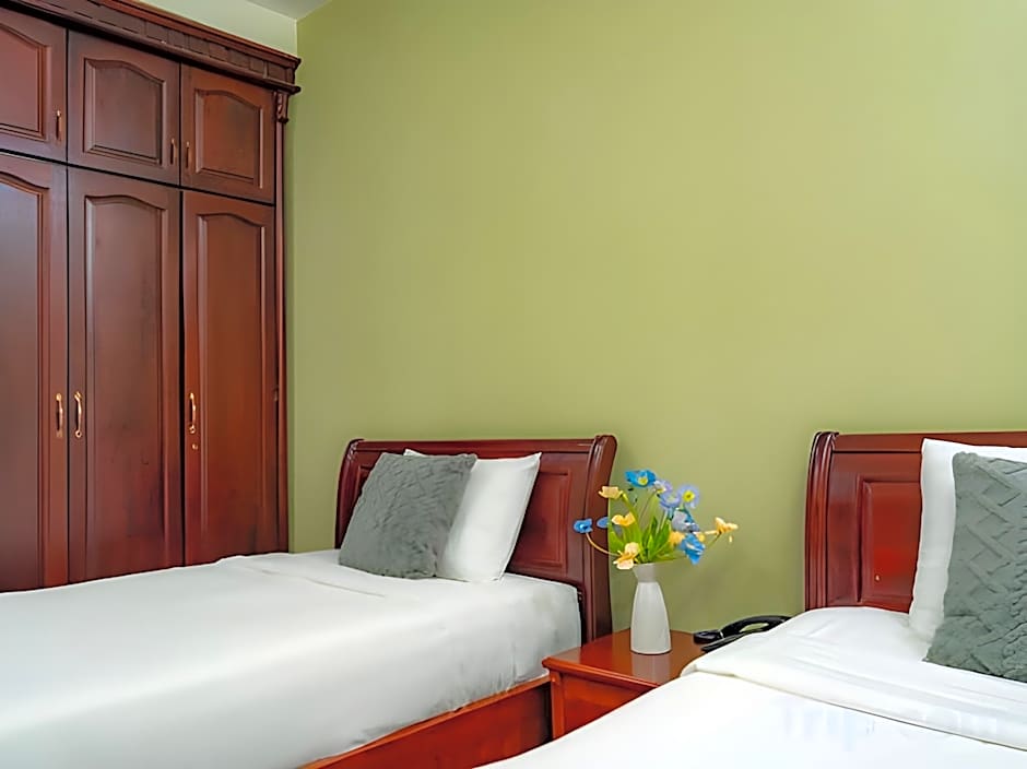 Cactusland Hotel Tan Binh