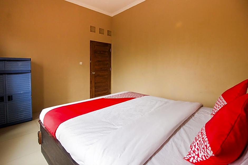 OYO 820 Abad Baru Hotel