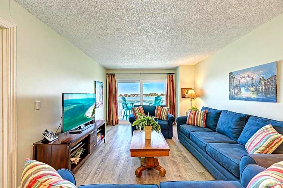Anna Maria Island Beach Palms 5B