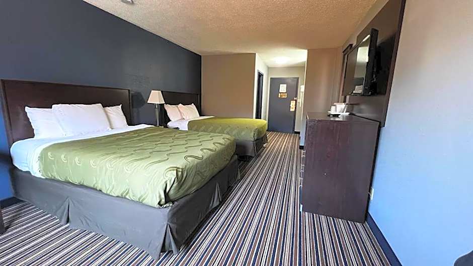 Colby Inn and Suites