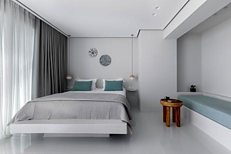 Deluxe Double Room with Direct Pool Access