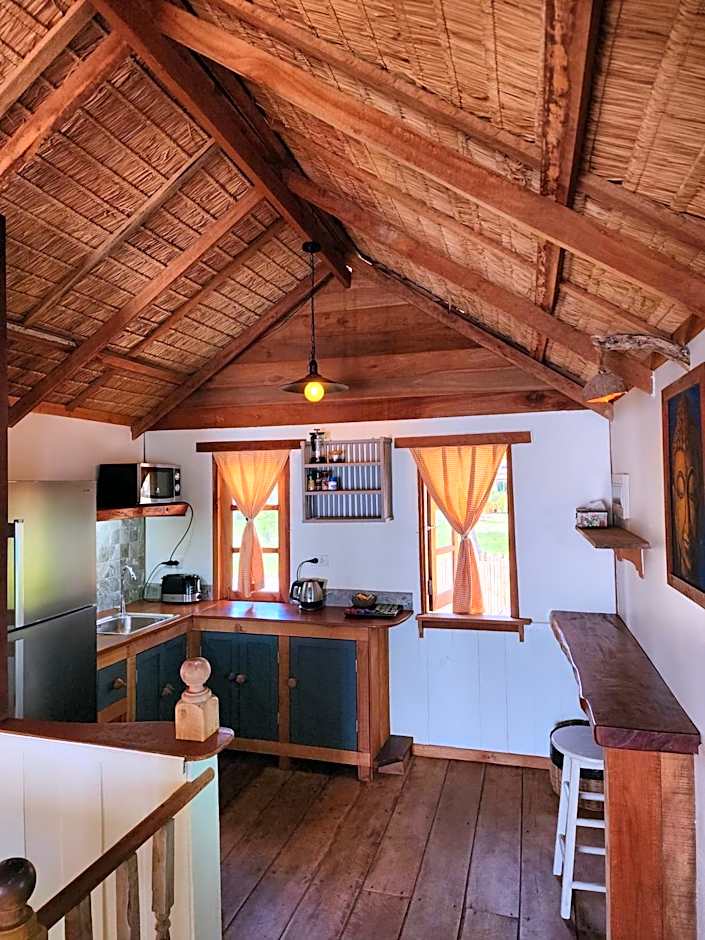 Castaway Beach Bungalows