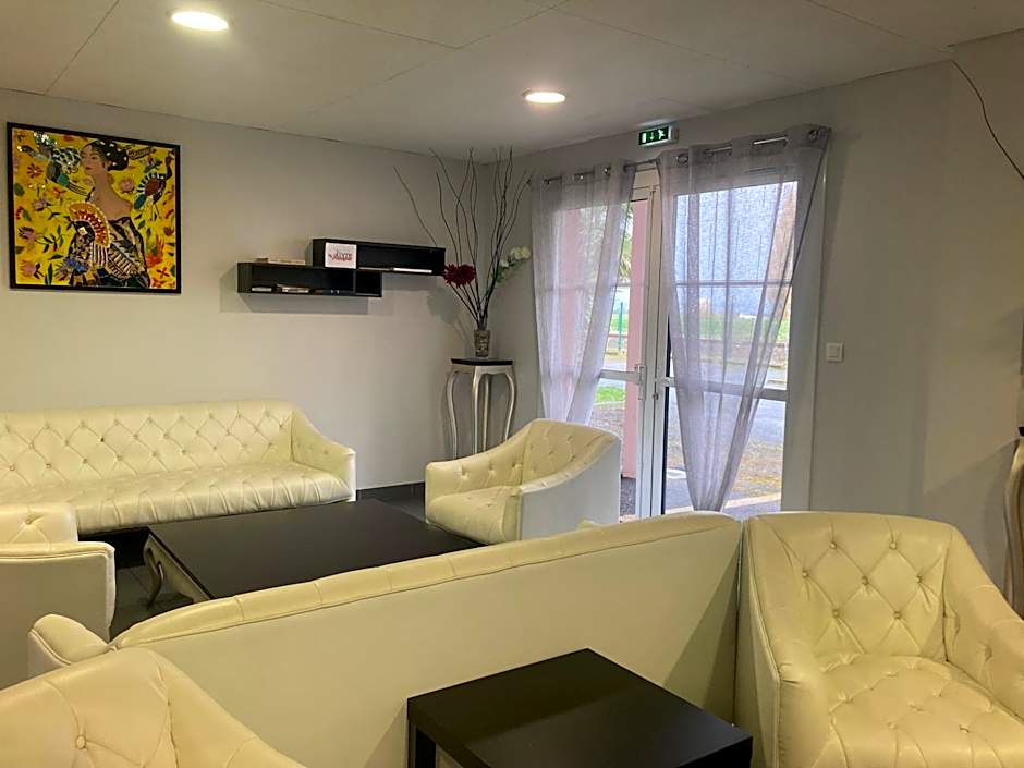 Adonis La Baule Hotel