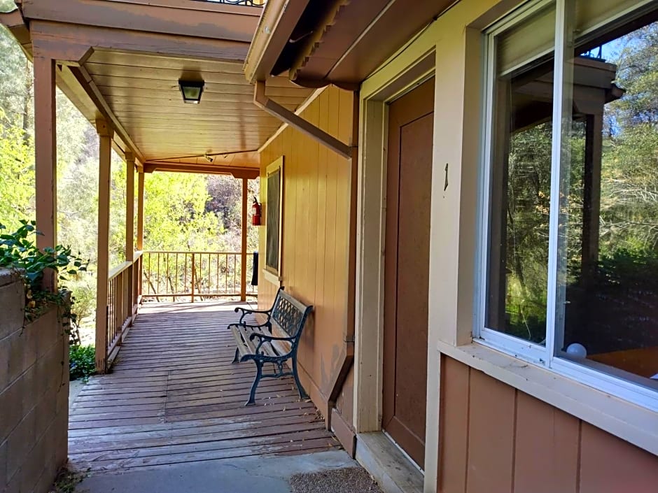 Quiet Mind Lodge, Spa & Retreat Sequoias