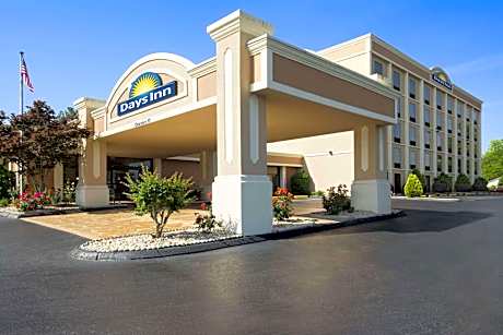 Days Inn by Wyndham Rome Downtown