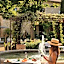 Domaine De Manville