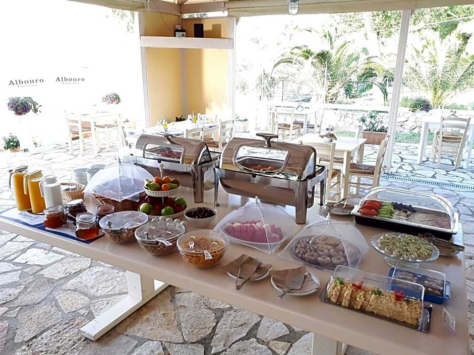 Albouro seafront apartments
