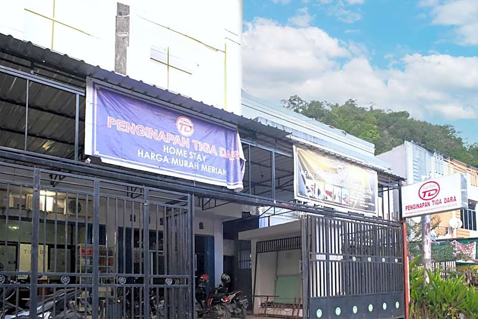 OYO 93117 Penginapan Tiga Dara