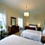 Walter Raleigh Hotel