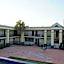 La Casa Inn Albany Near Tifton GA I 75