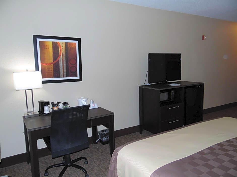 Best Western Teal Lake Inn