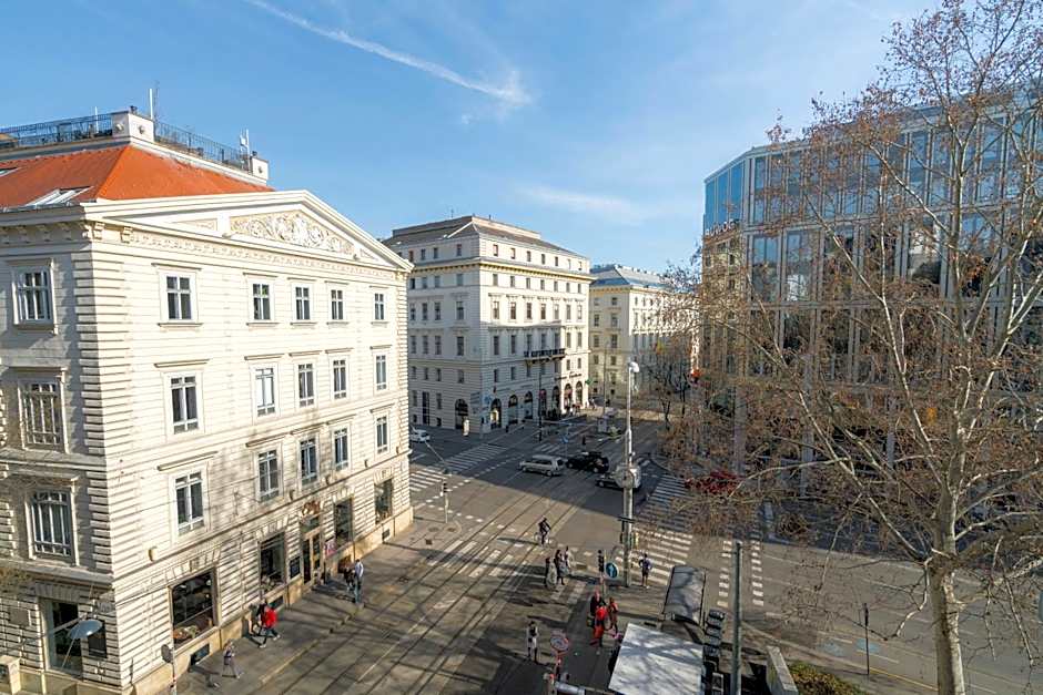 Vienna Residence, City Hall - Parliament