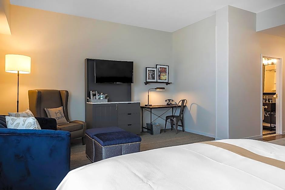 enVision Hotel Boston-Everett
