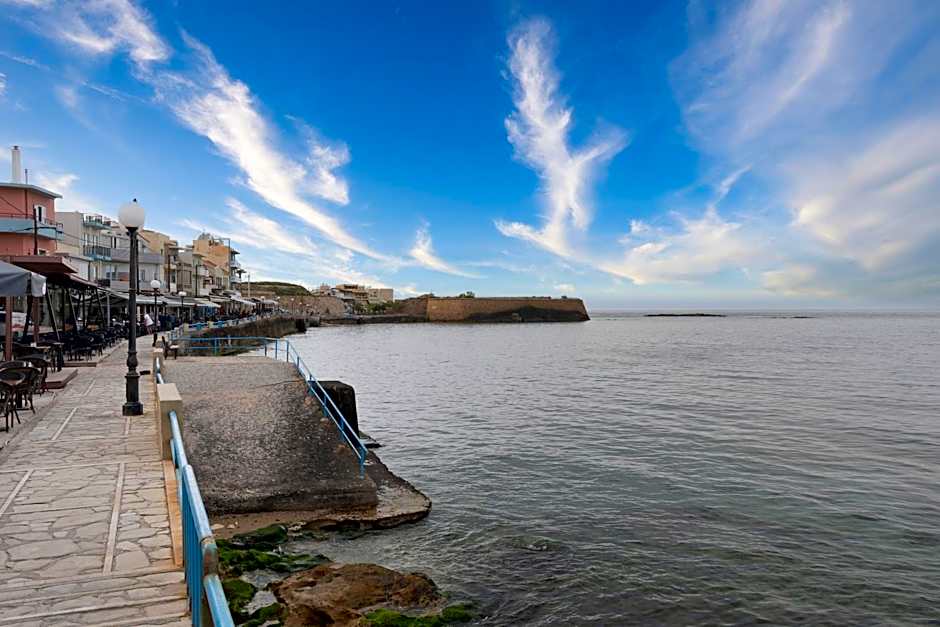 Koum Kapi C1 - Private Parking - Seaside Apt