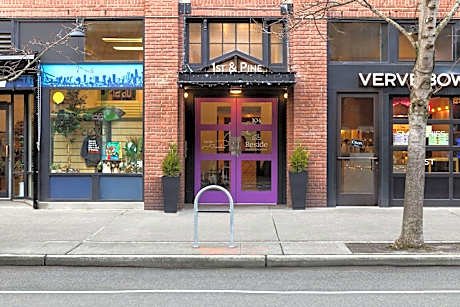 Reside Seattle Downtown, a Wyndham Residence